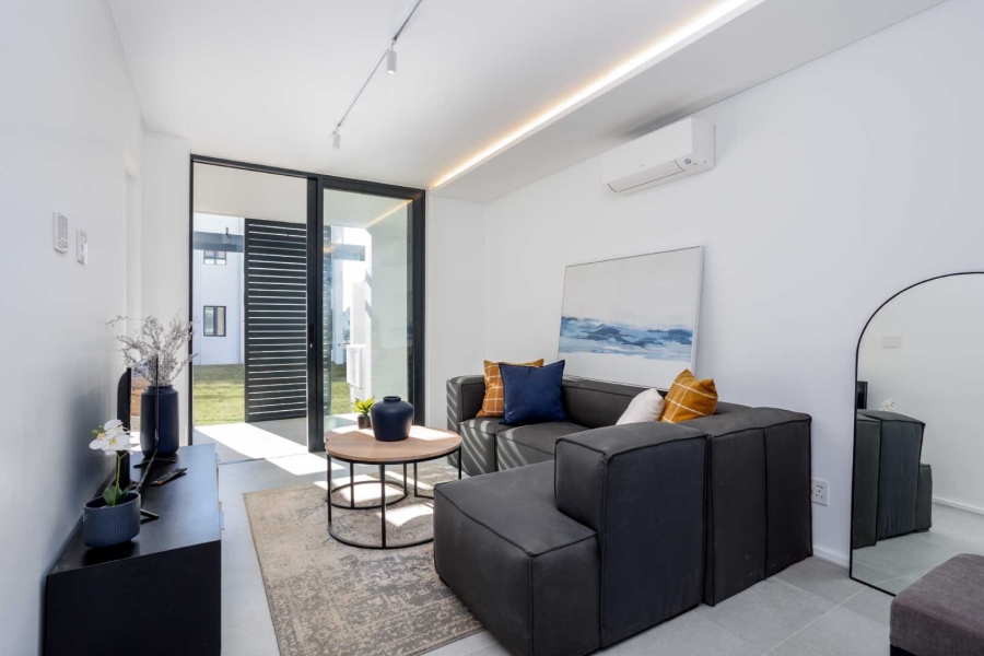 To Let 2 Bedroom Property for Rent in Val De Vie Estate Western Cape